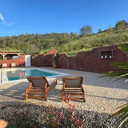 Ferienhaus Cova Do Coracao *
